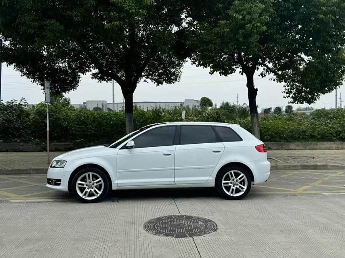 奧迪 奧迪A3  2012款 Sportback 1.4T 豪華型圖片