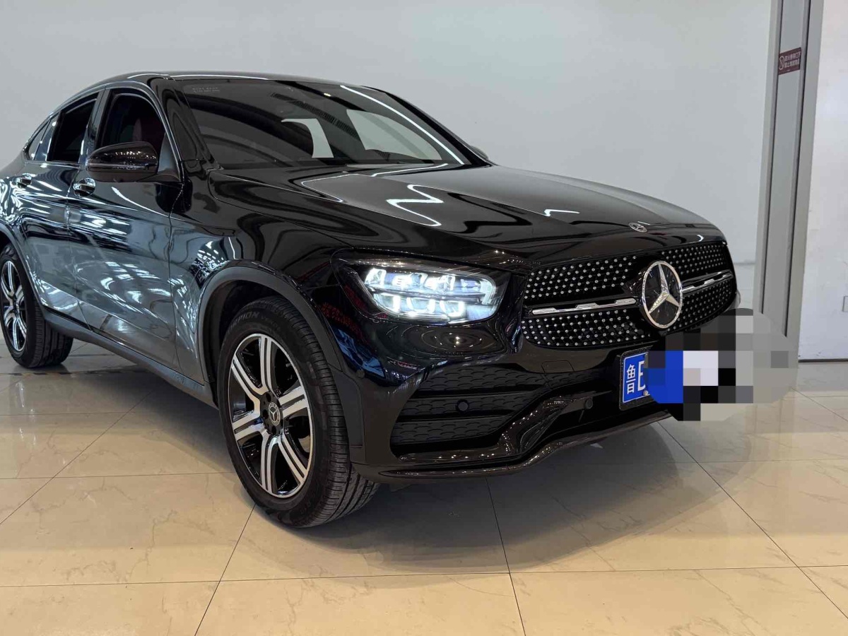 2022年6月奔馳 奔馳GLC  2022款 改款 GLC 260 4MATIC 轎跑SUV