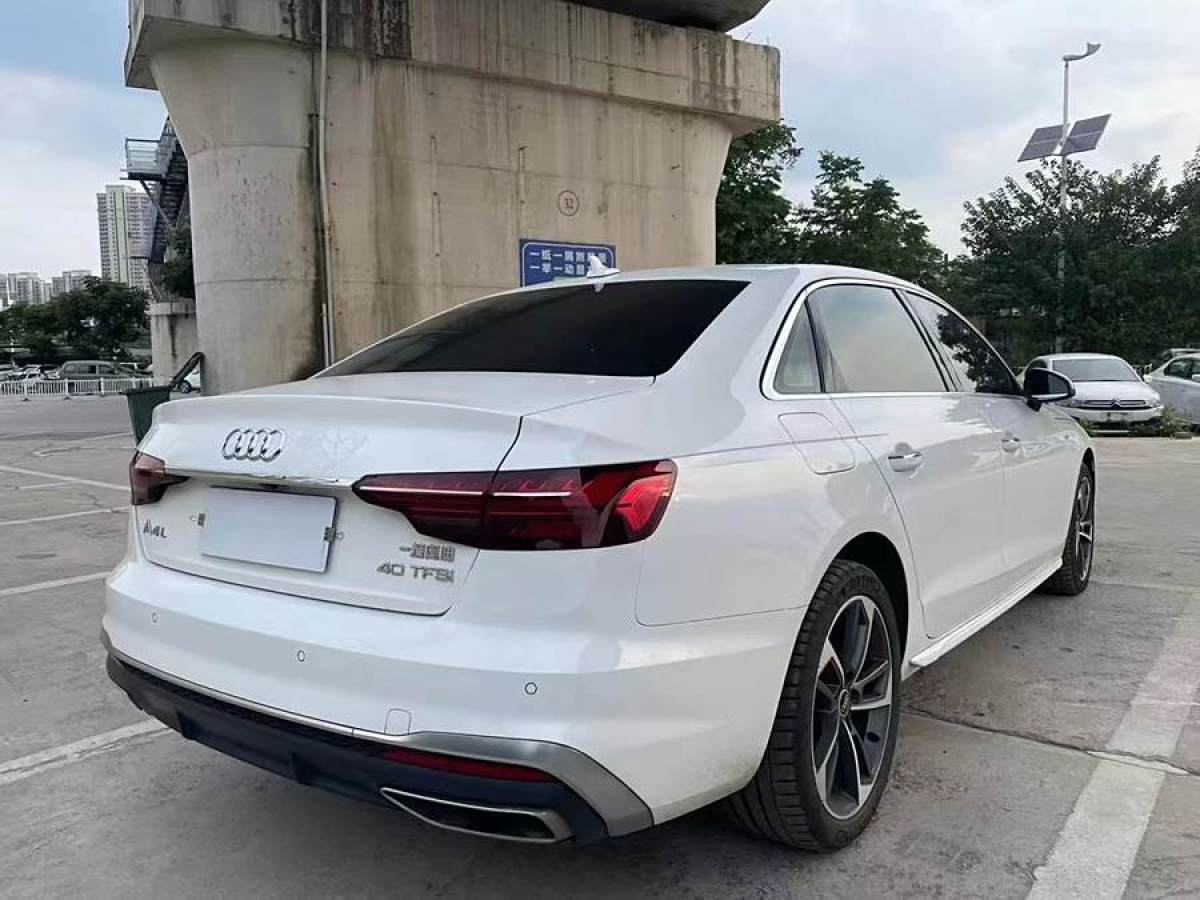 奧迪 奧迪A4L  2022款 40 TFSI 時(shí)尚動(dòng)感型圖片