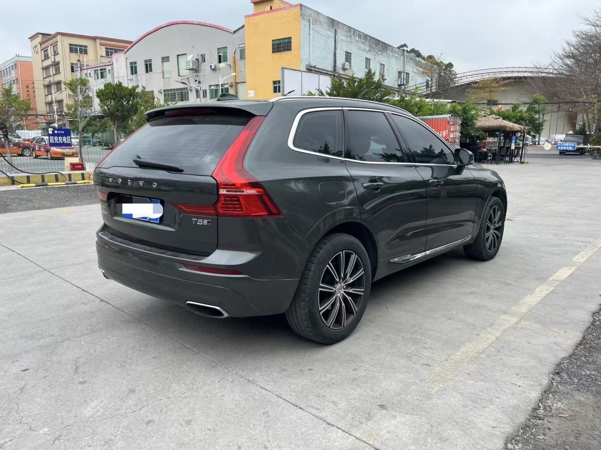 沃爾沃 XC60  2018款 T5 四驅(qū)智雅豪華版圖片