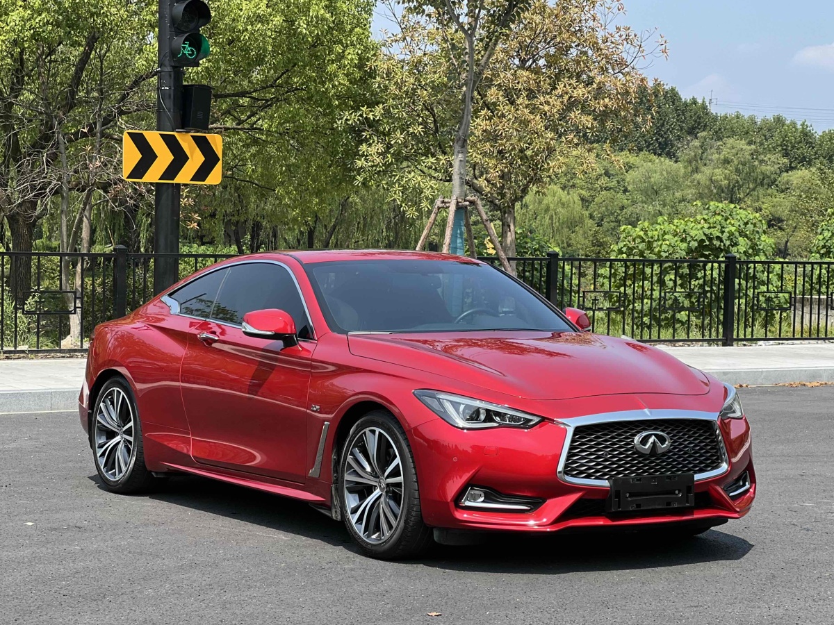 2018年8月英菲尼迪 Q60  2019款 2.0T 豪華版