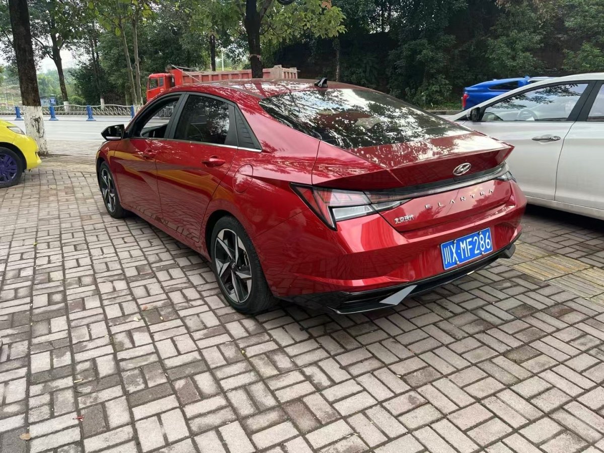 現(xiàn)代 伊蘭特  2022款 1.5L CVT LUX尊貴版圖片