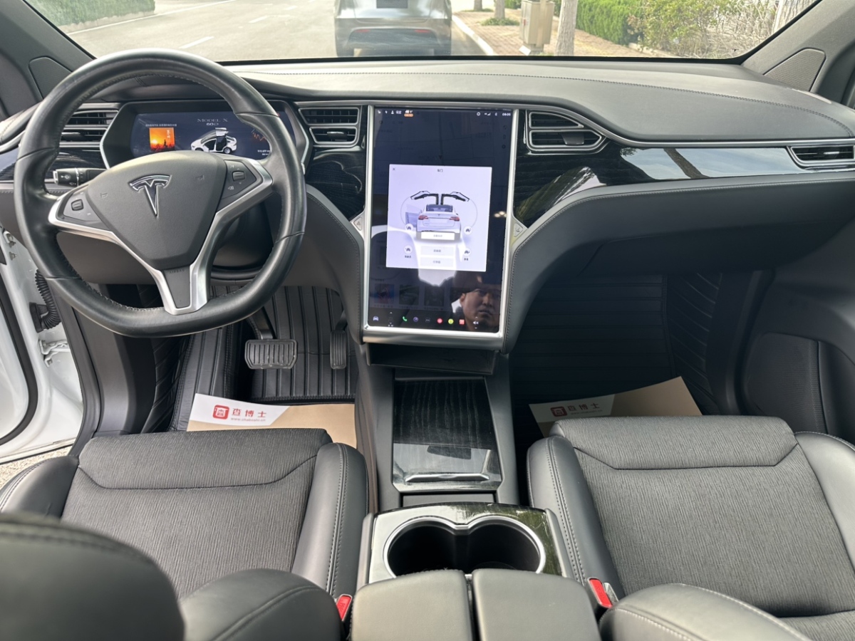 特斯拉 Model X  2016款 Model X 60D圖片