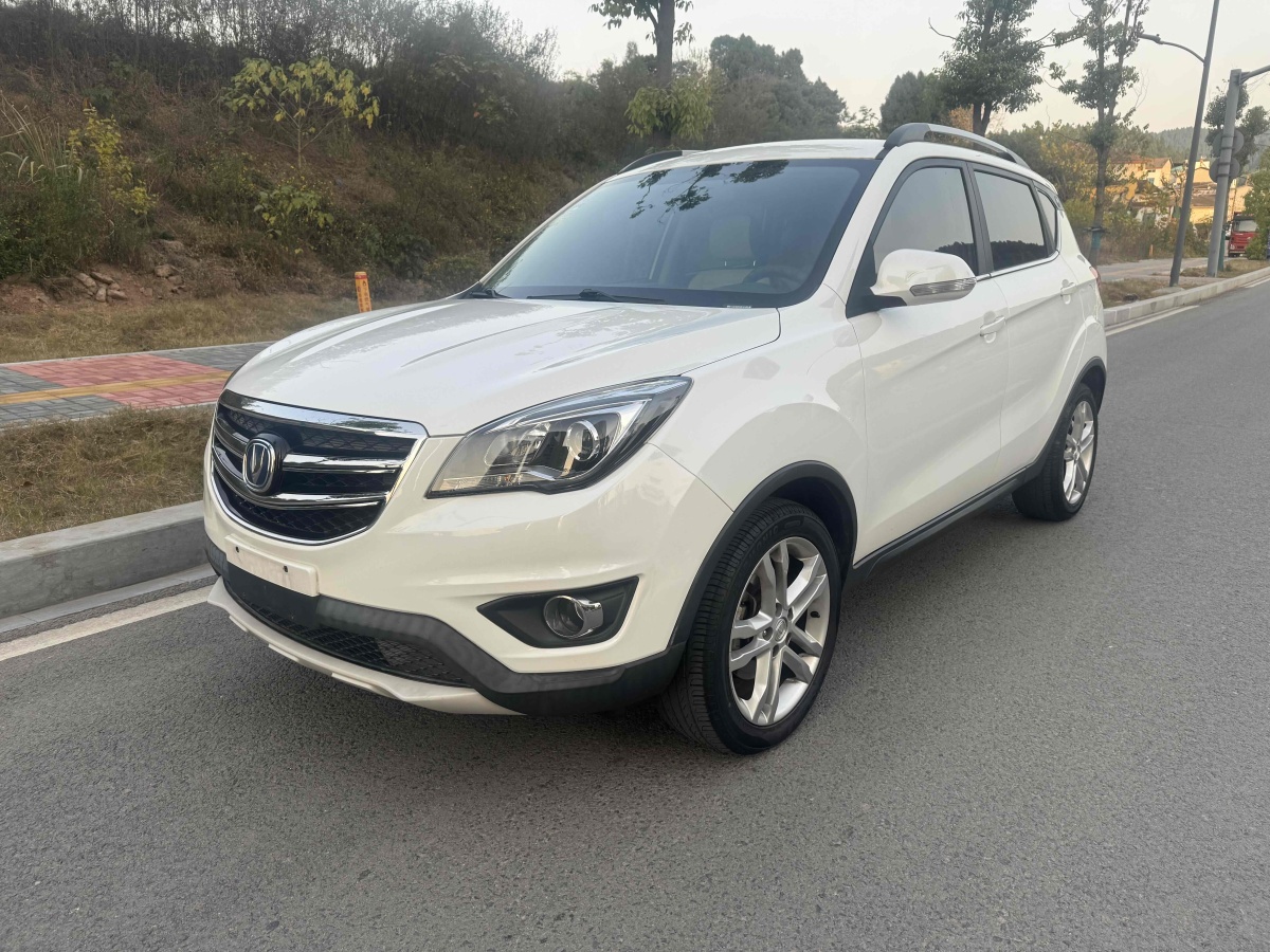 長安 CS35  2017款 1.6L 自動尊貴型圖片