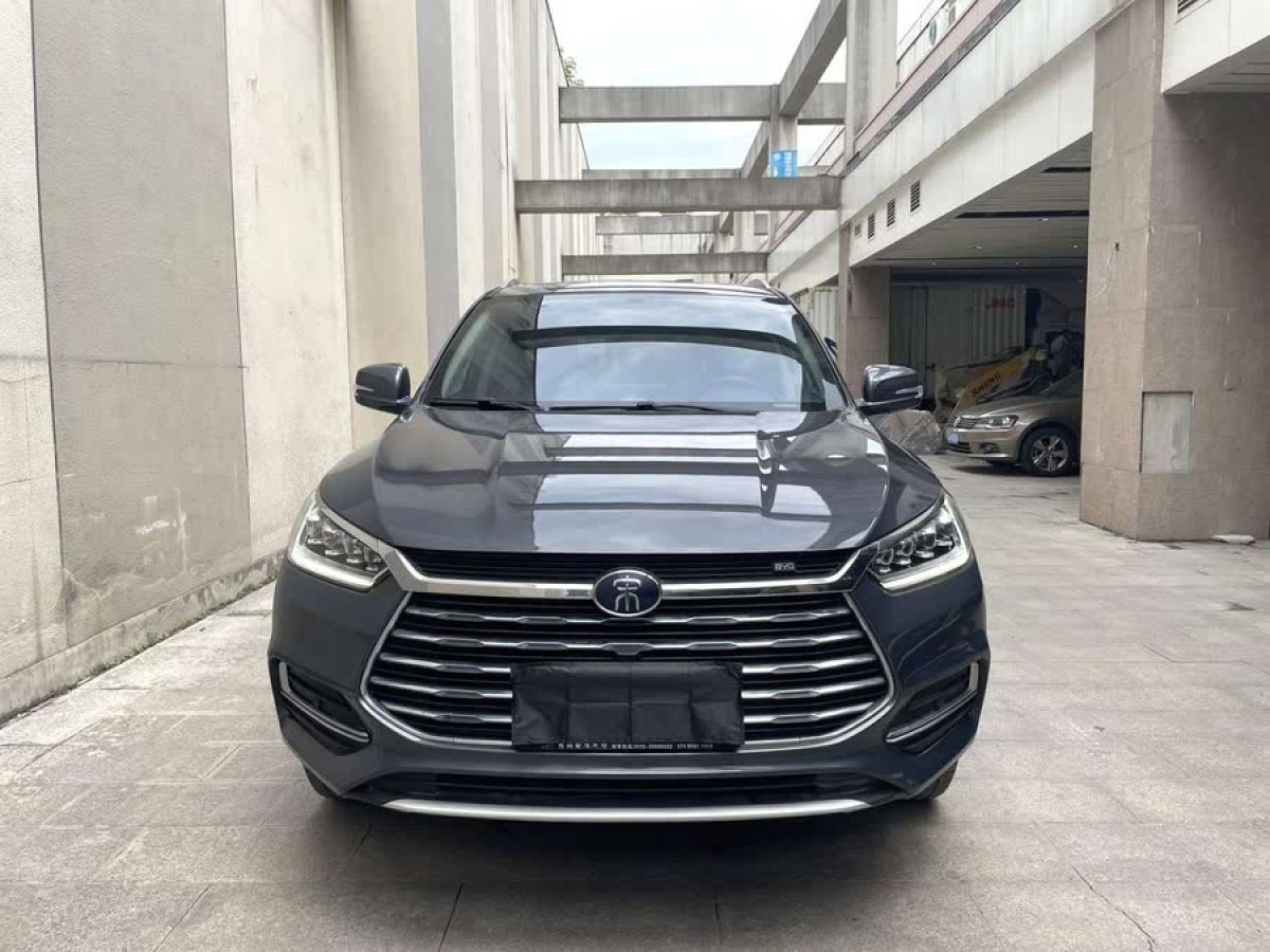 比亞迪 宋  2021款 經(jīng)典版 1.5T 自動豪華型圖片