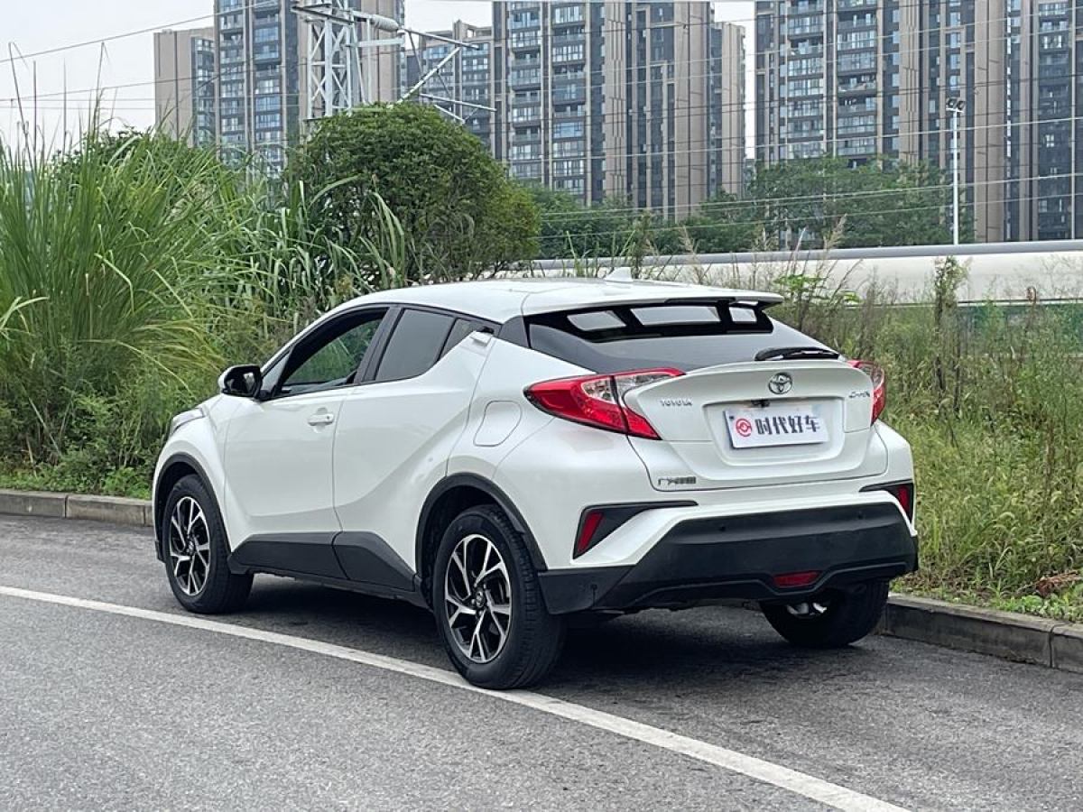 豐田 C-HR  2020款 2.0L 舒適版圖片