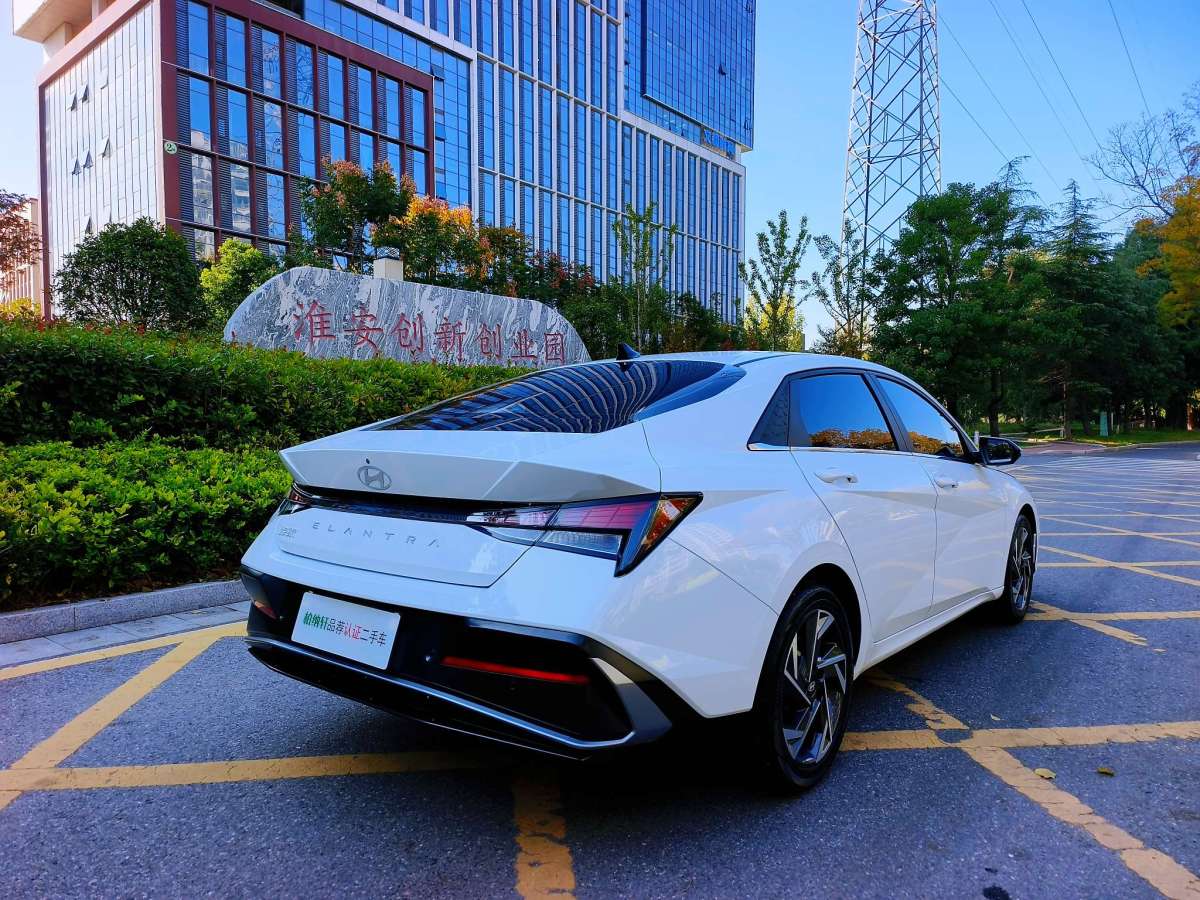 2023年12月現(xiàn)代 伊蘭特  2023款 1.5L CVT GLX精英版