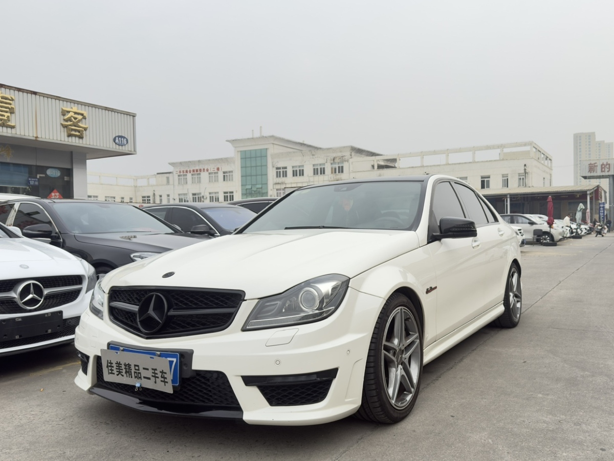 奔馳 奔馳C級AMG  2012款 AMG C 63 高性能版圖片