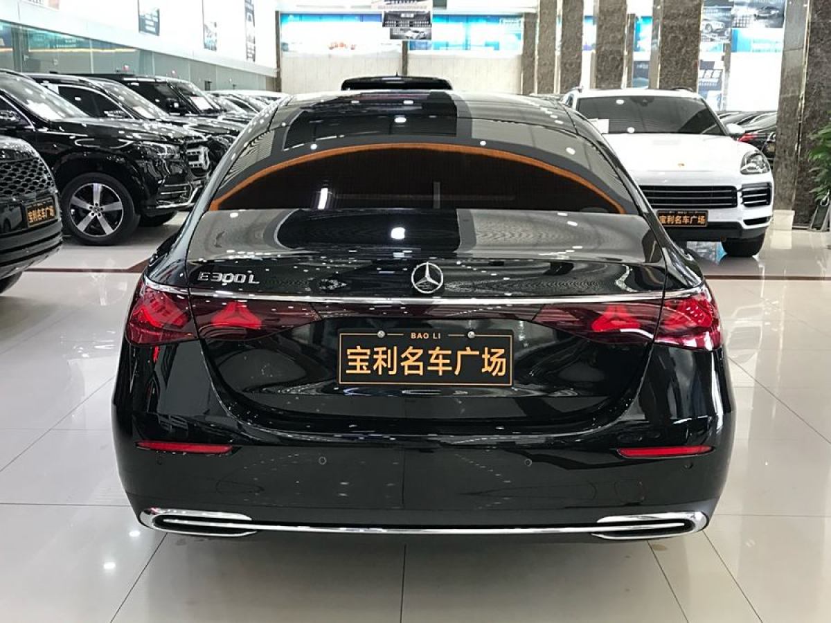 奔馳 奔馳E級  2019款 改款 E 300 L 豪華型圖片