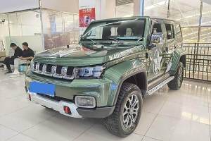 BJ40 北京 PLUS 2.0T 自動四驅(qū)城市獵人版