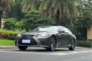 LS 雷克薩斯 500h 卓越版