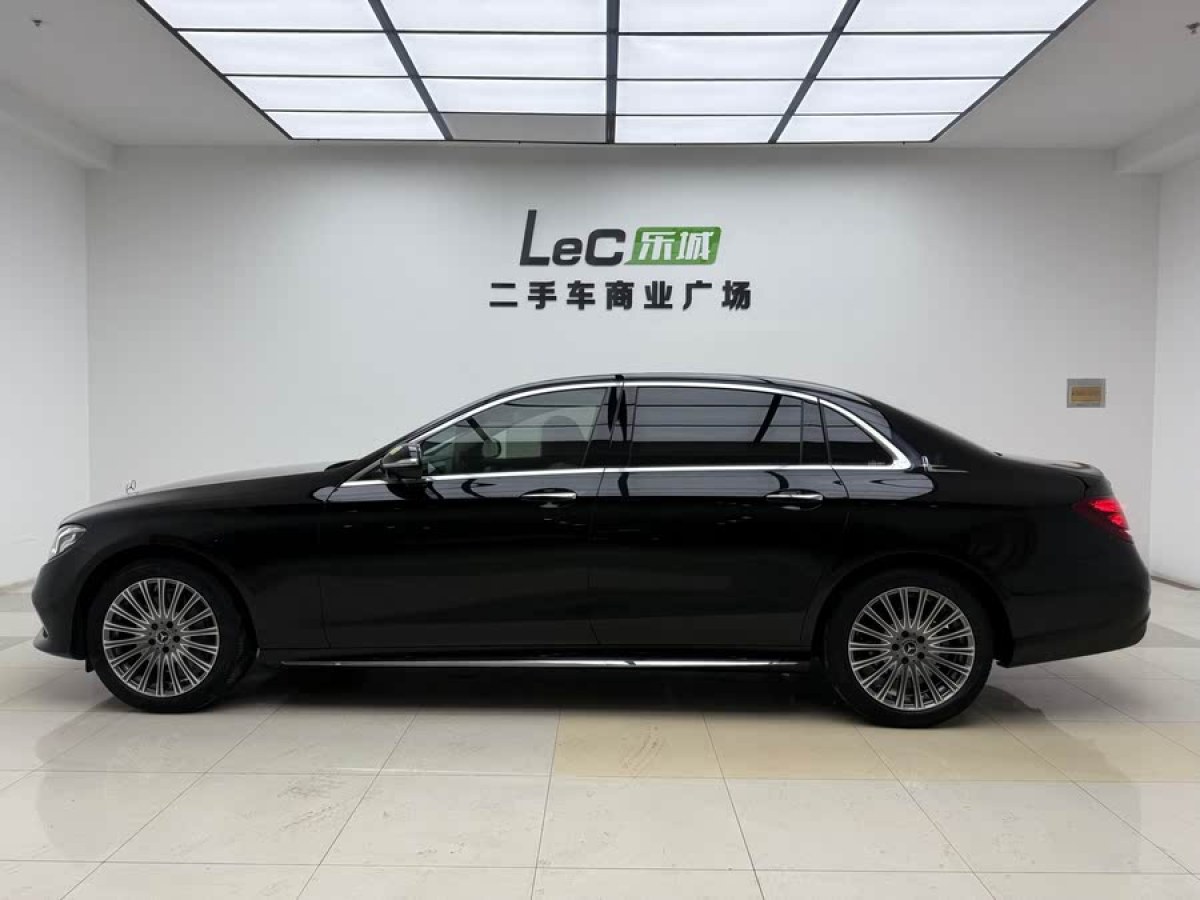 奔馳 奔馳E級  2019款 改款 E 300 L 運動豪華型圖片