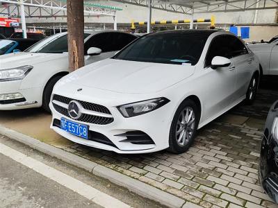 2019年10月 奔馳 奔馳A級(jí) 改款 A 200 L 運(yùn)動(dòng)轎車(chē)圖片