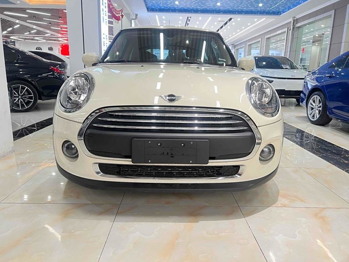 2021年1月MINI MINI  2020款 1.5T ONE