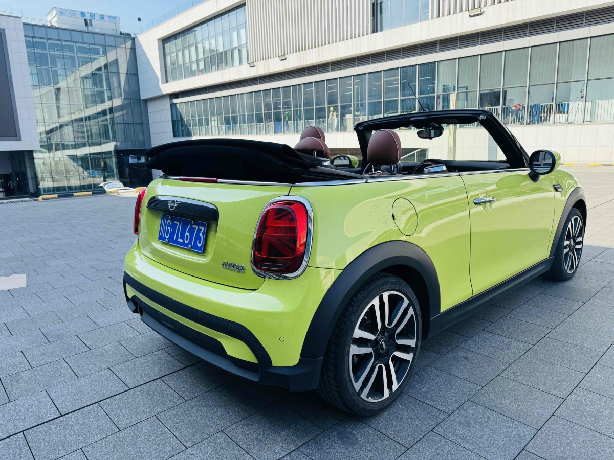 MINI MINI  2023款 改款 1.5T COOPER CABRIO 藝術(shù)家圖片