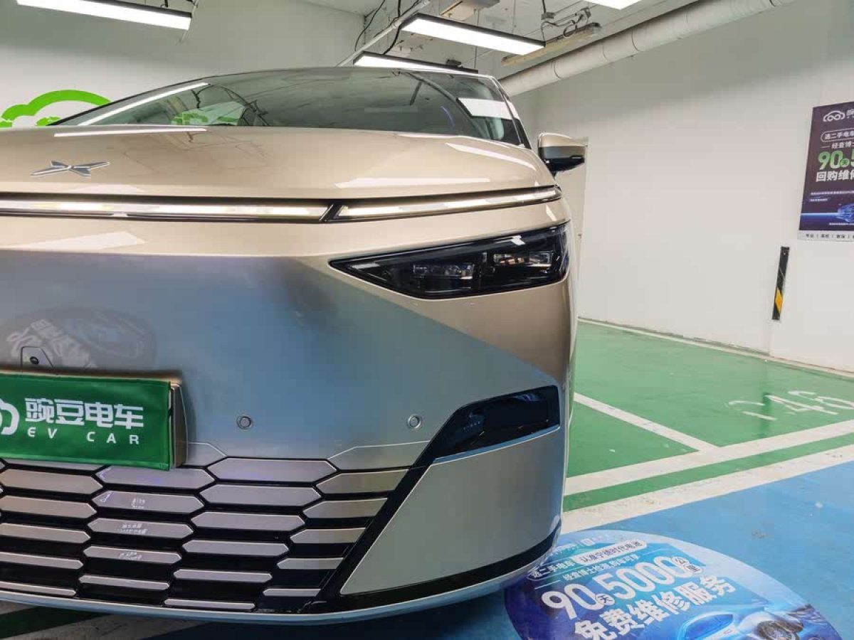 小鵬 小鵬X9  2024款 640四驅(qū)高性能Max圖片