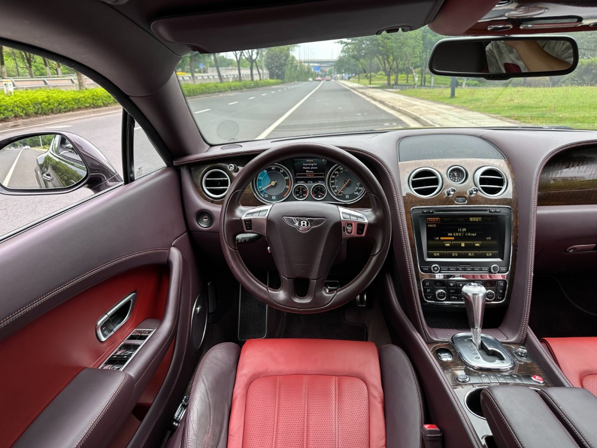 賓利 歐陸 4.0T GT V8 S 定制版圖片