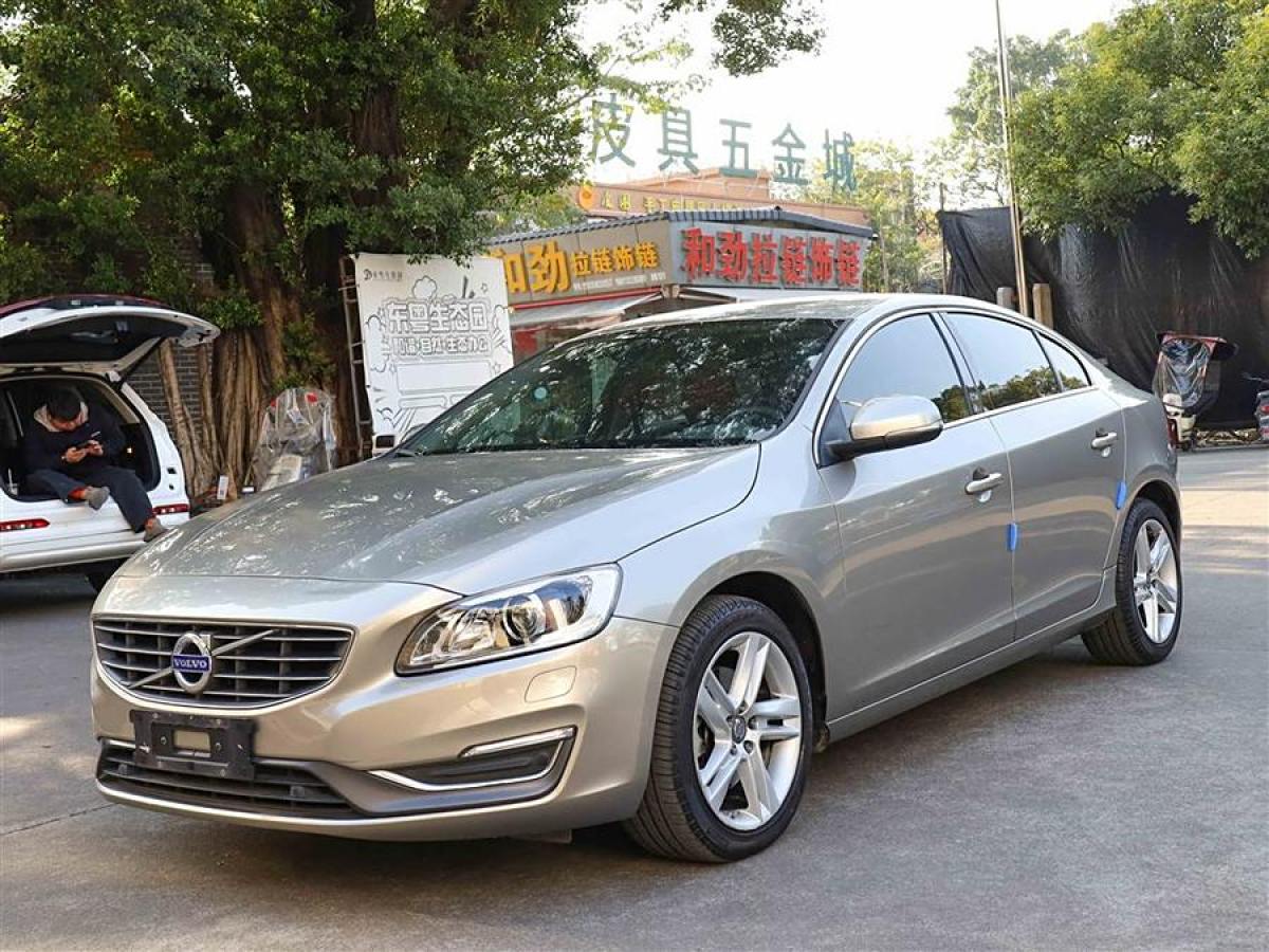 沃爾沃 S60  2016款 S60L 2.0T T5 智馭版圖片