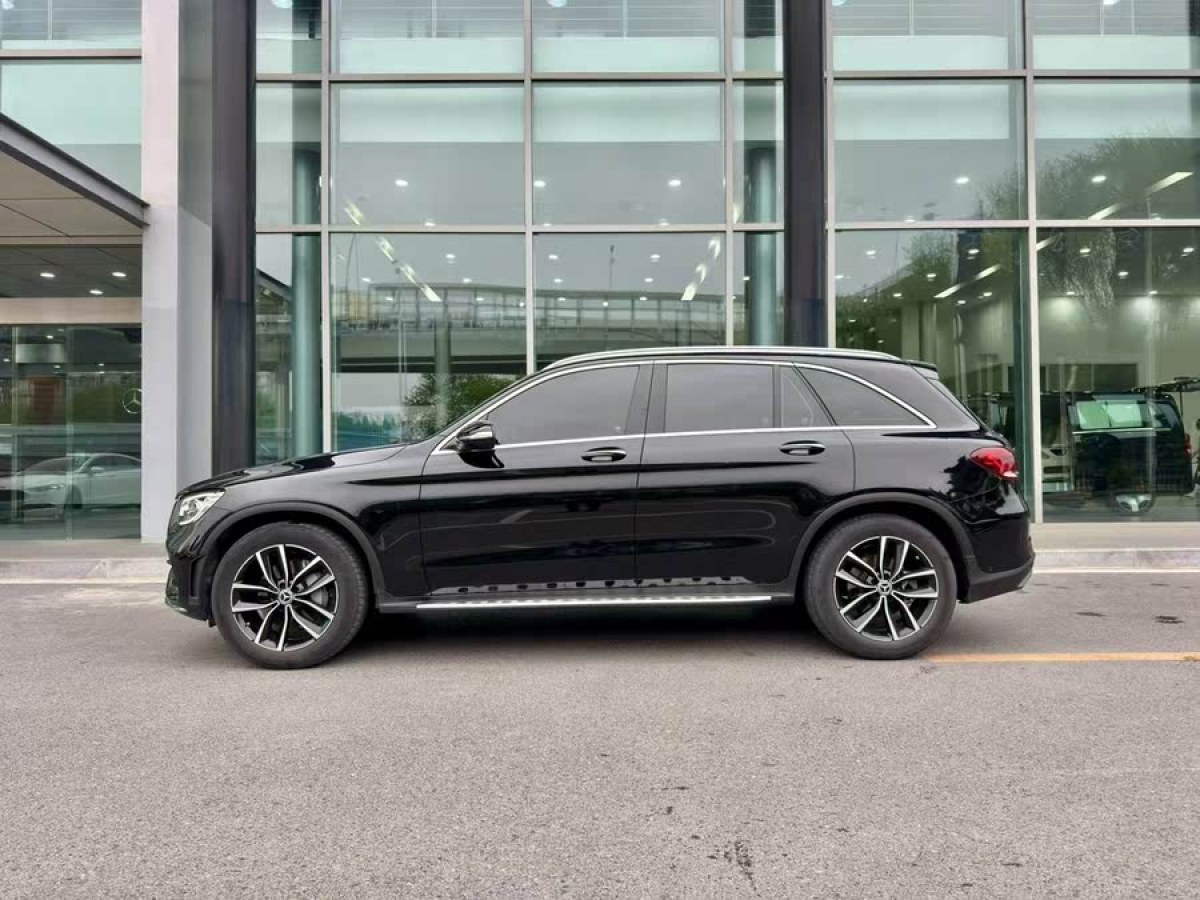 奔馳 奔馳GLC  2018款 改款 GLC 300 4MATIC 動(dòng)感型圖片