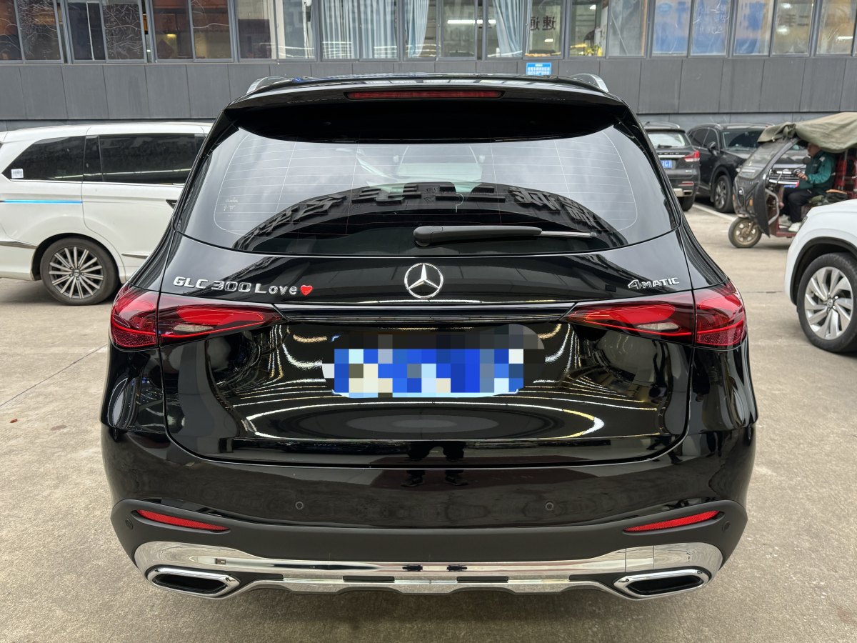 奔馳 奔馳GLC  2018款 改款 GLC 300 4MATIC 動感型圖片