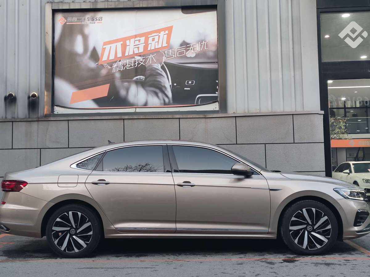 大眾 帕薩特  2023款 330TSI 豪華版圖片