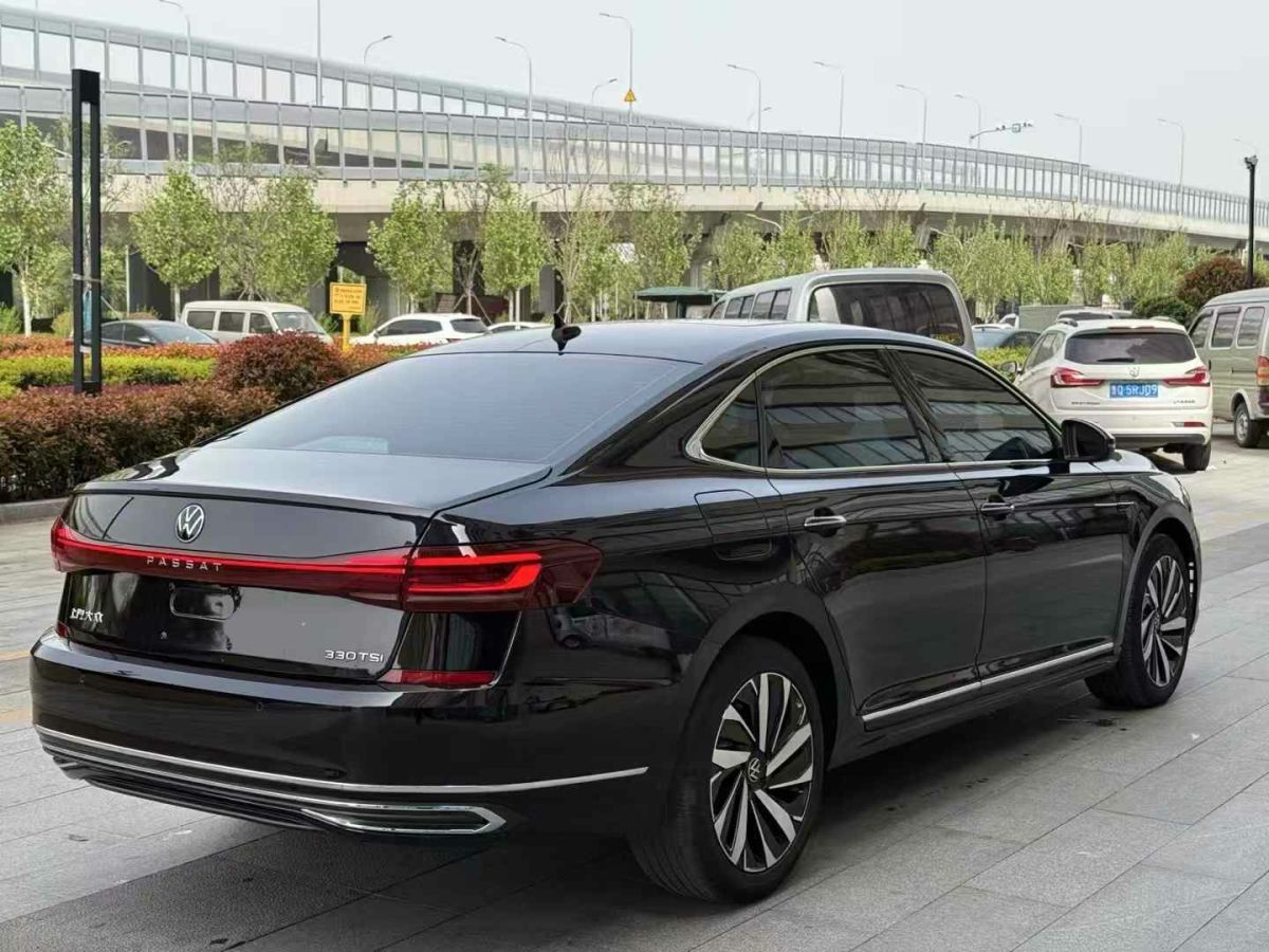 大眾 帕薩特  2023款 280TSI 商務(wù)版圖片