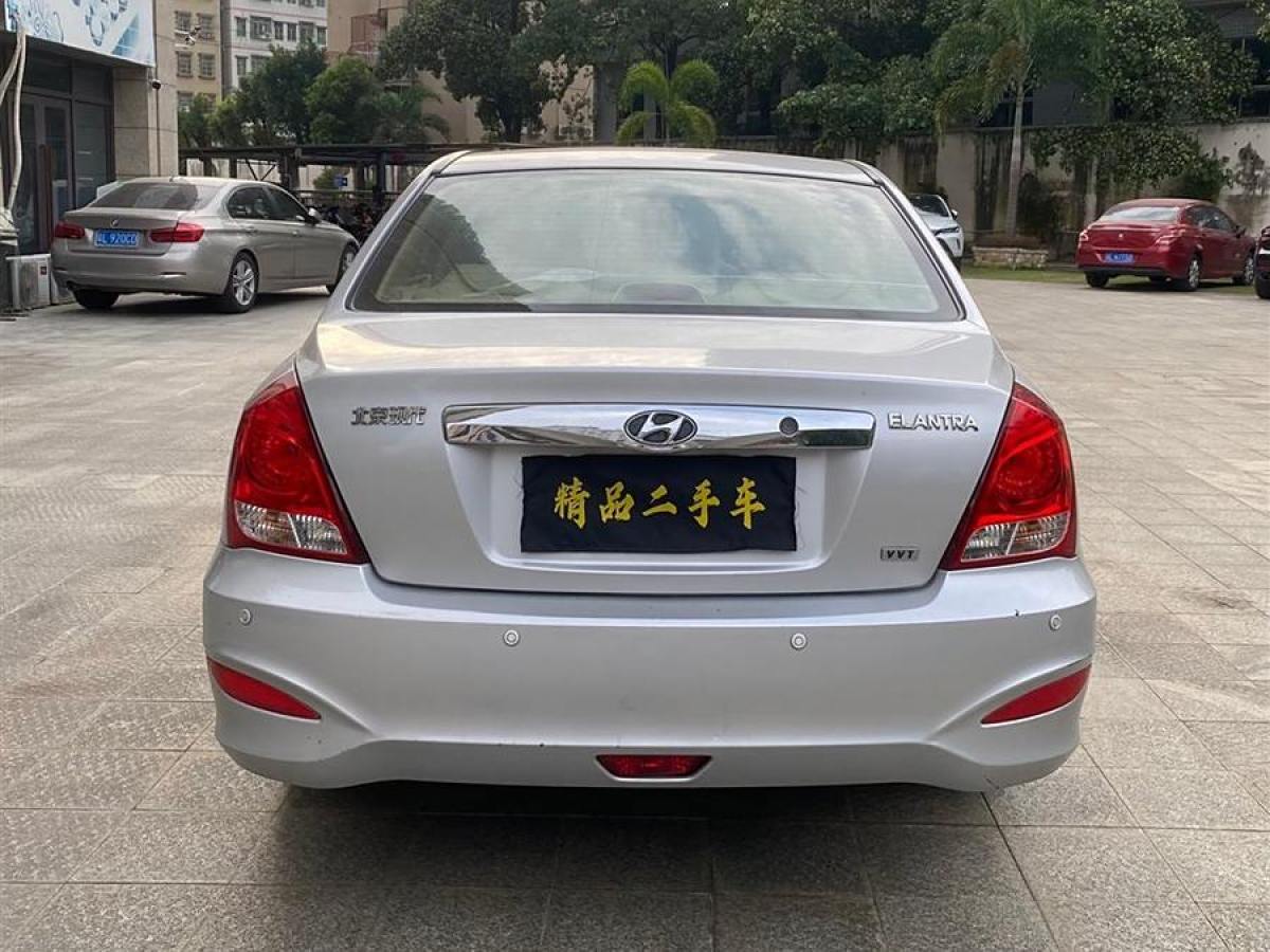 現(xiàn)代 伊蘭特  2011款 1.6L 手動(dòng)舒適型圖片