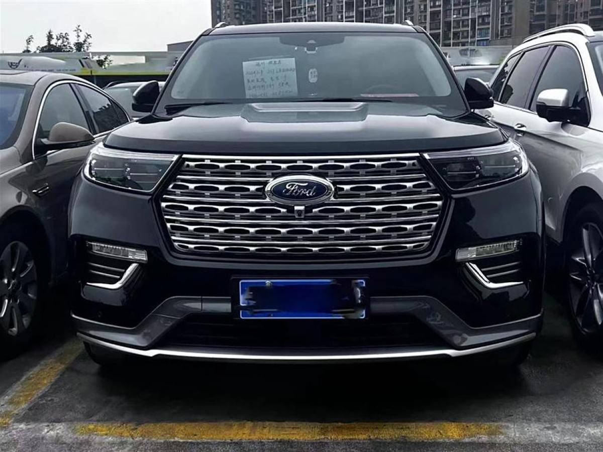 福特 探險(xiǎn)者  2023款 EcoBoost 285 四驅(qū)鈦金版 6座圖片