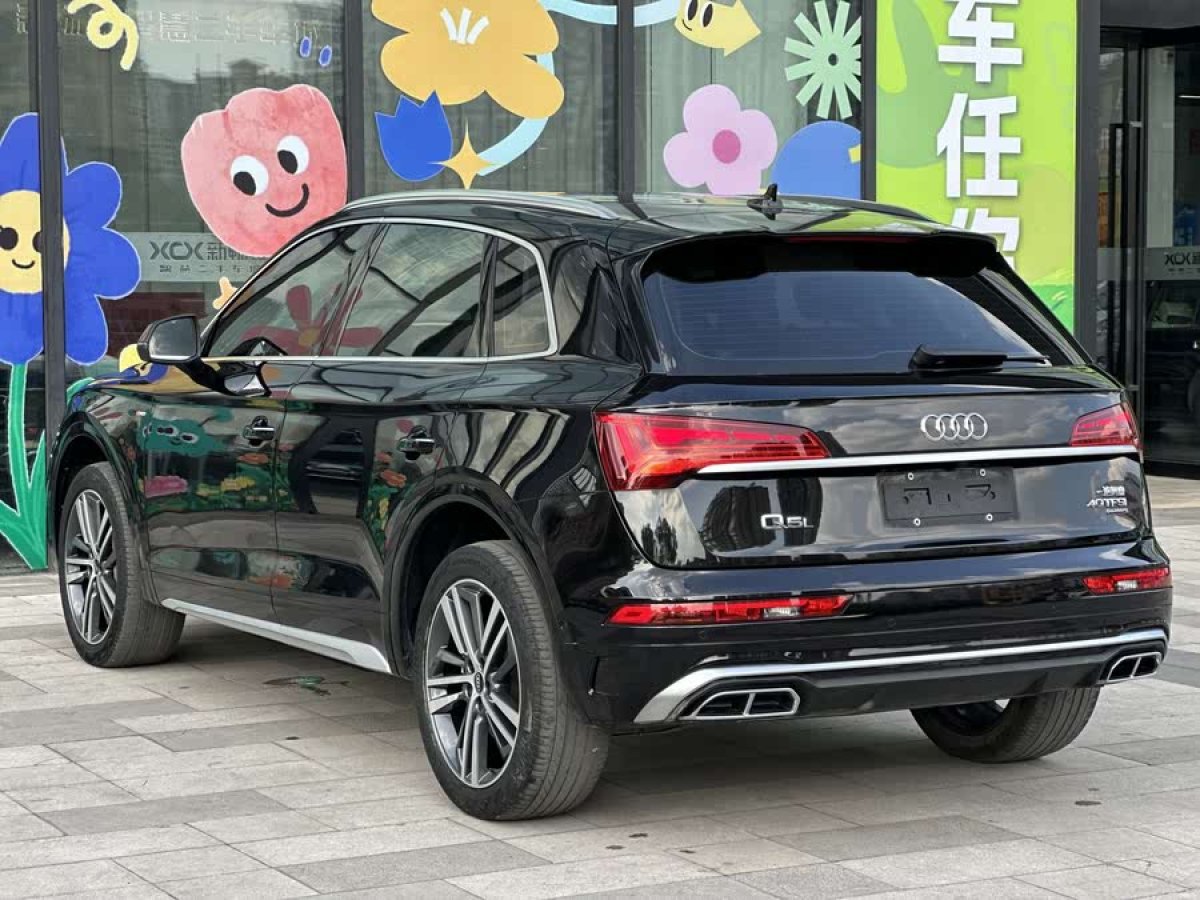 奧迪 奧迪Q5L  2022款 改款 40T 豪華動(dòng)感型圖片