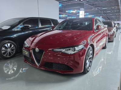 2017年5月 阿爾法·羅密歐 Giulia 2.0T 200HP 豪華版圖片