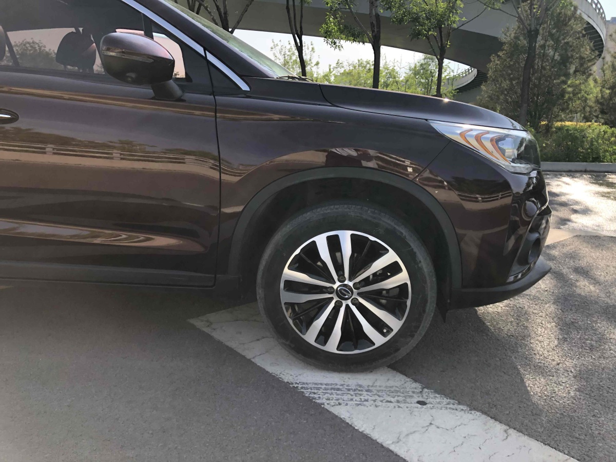 2018年8月廣汽傳祺 GS4  2017款 235T 自動兩驅(qū)豪華智聯(lián)版