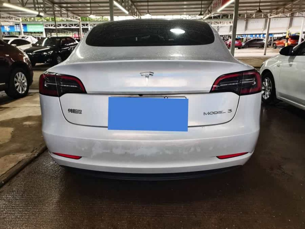 特斯拉 Model 3  2021款 改款 標(biāo)準(zhǔn)續(xù)航后驅(qū)升級(jí)版圖片