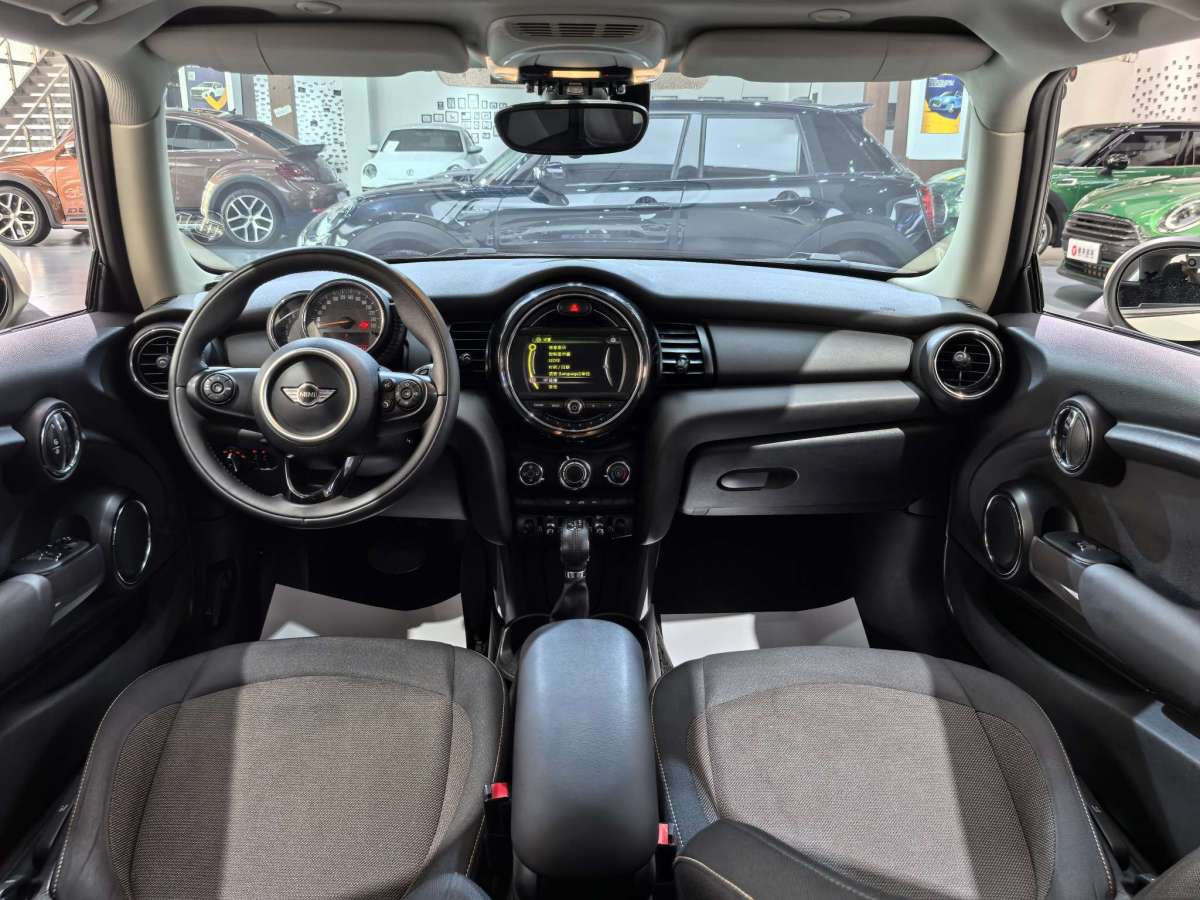 MINI MINI  2016款 1.2T ONE 先鋒派圖片
