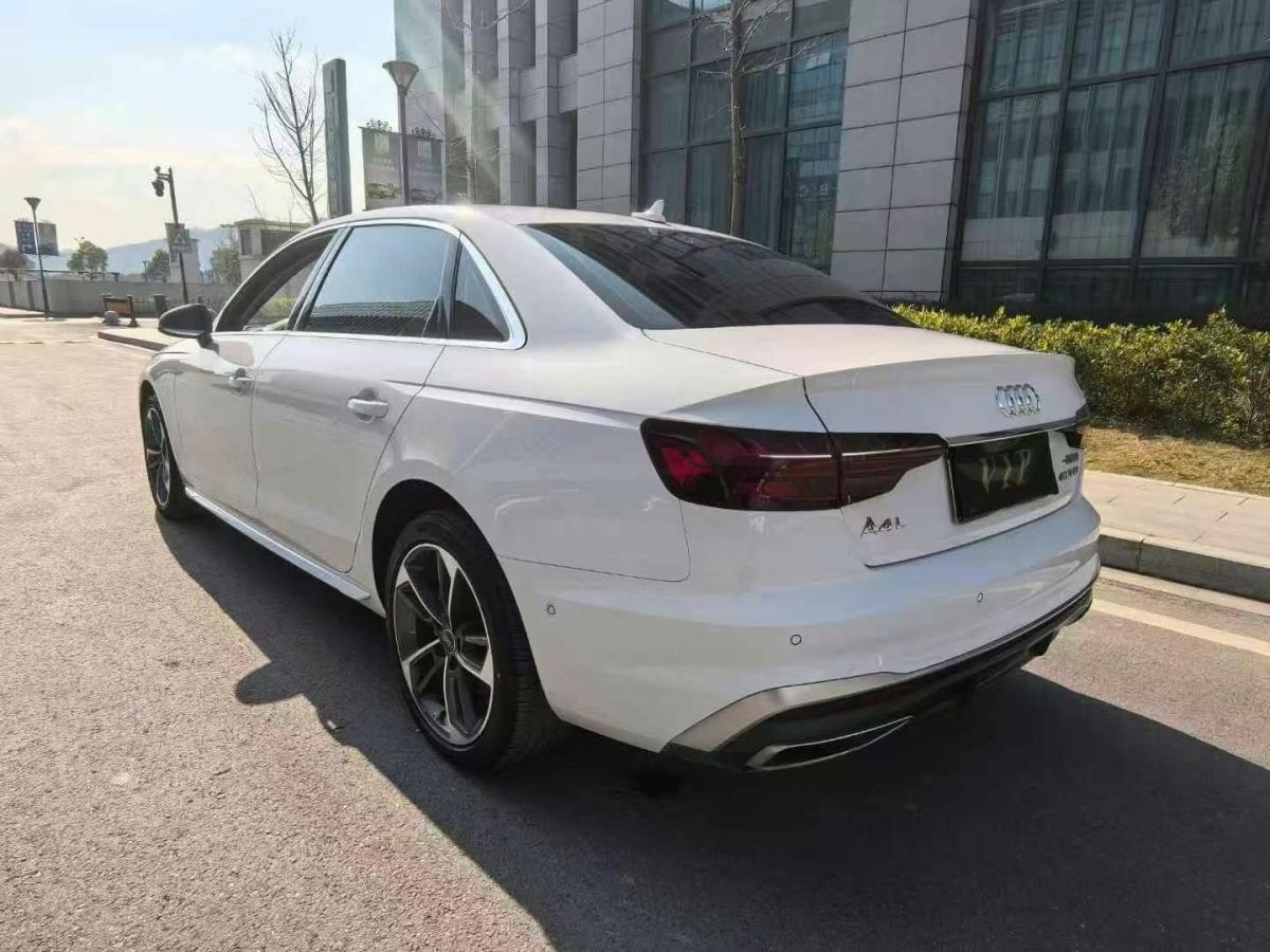 奧迪 奧迪A4L  2022款 35 TFSI 時尚動感型圖片