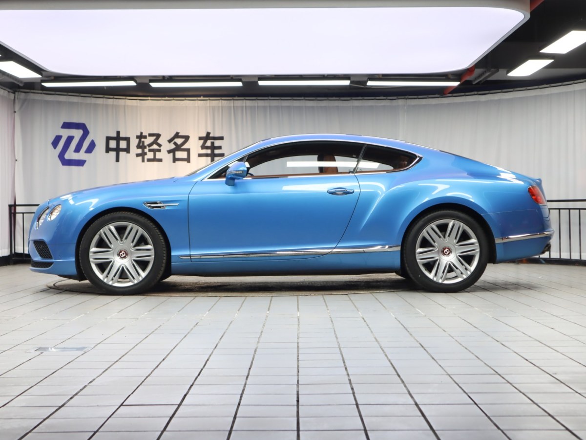 賓利 歐陸  2015款 4.0T GT V8 標(biāo)準(zhǔn)版圖片