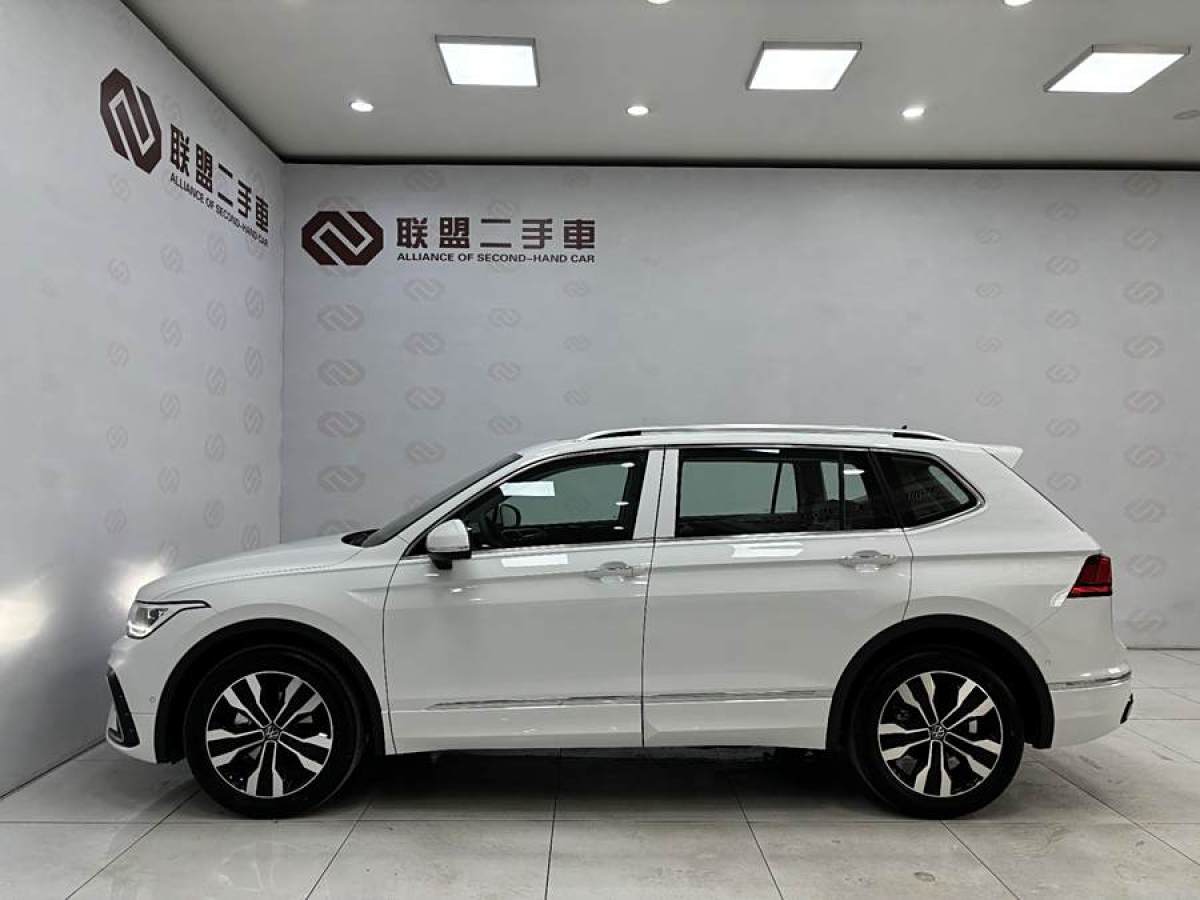 大眾 途觀L  2024款 出眾款 330TSI 自動兩驅R-Line龍耀版圖片