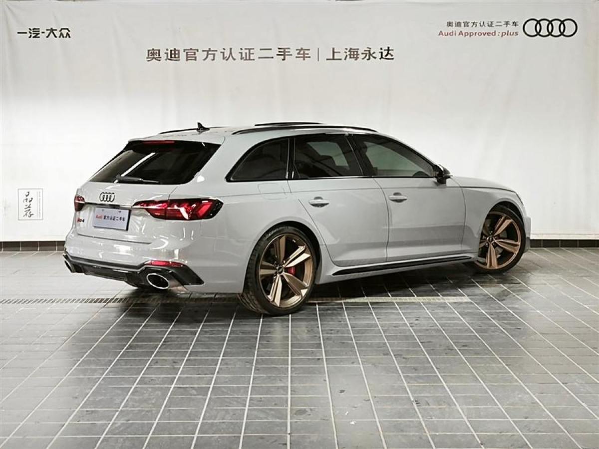 奧迪 奧迪RS 4  2023款 RS4 Avant 暗金版圖片