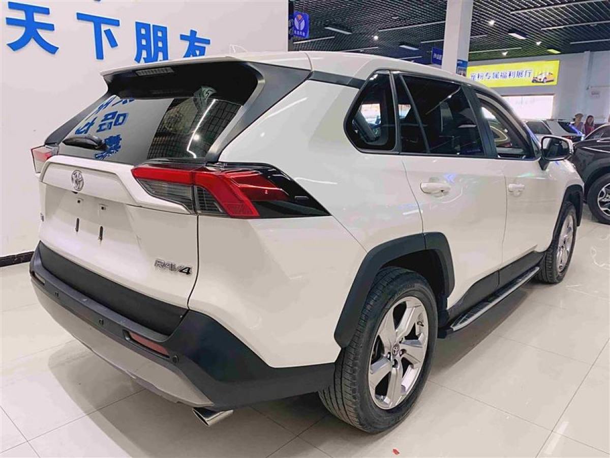 豐田 RAV4榮放  2020款 2.0L CVT兩驅(qū)風(fēng)尚版圖片