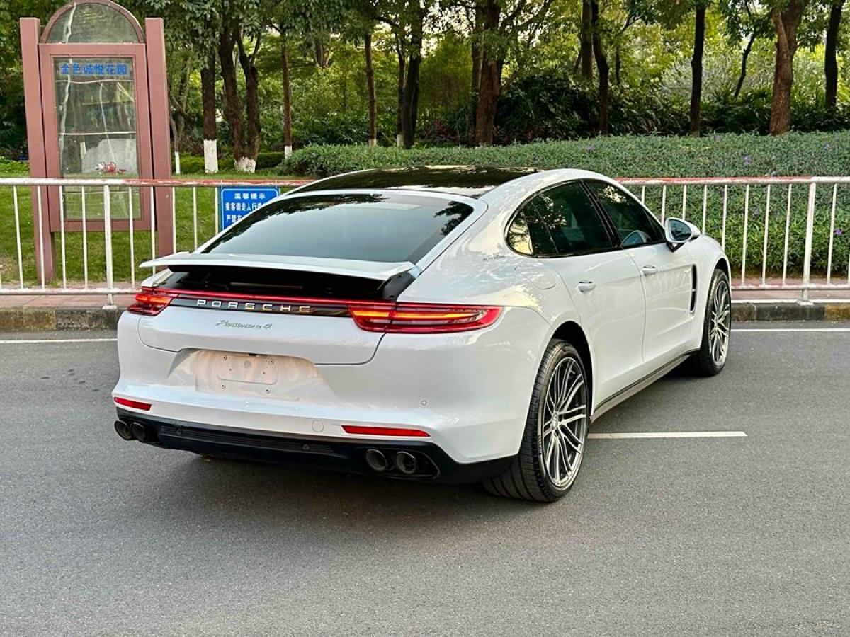 保時(shí)捷 Panamera新能源  2017款 Panamera 4 E-Hybrid 行政加長(zhǎng)版 2.9T圖片