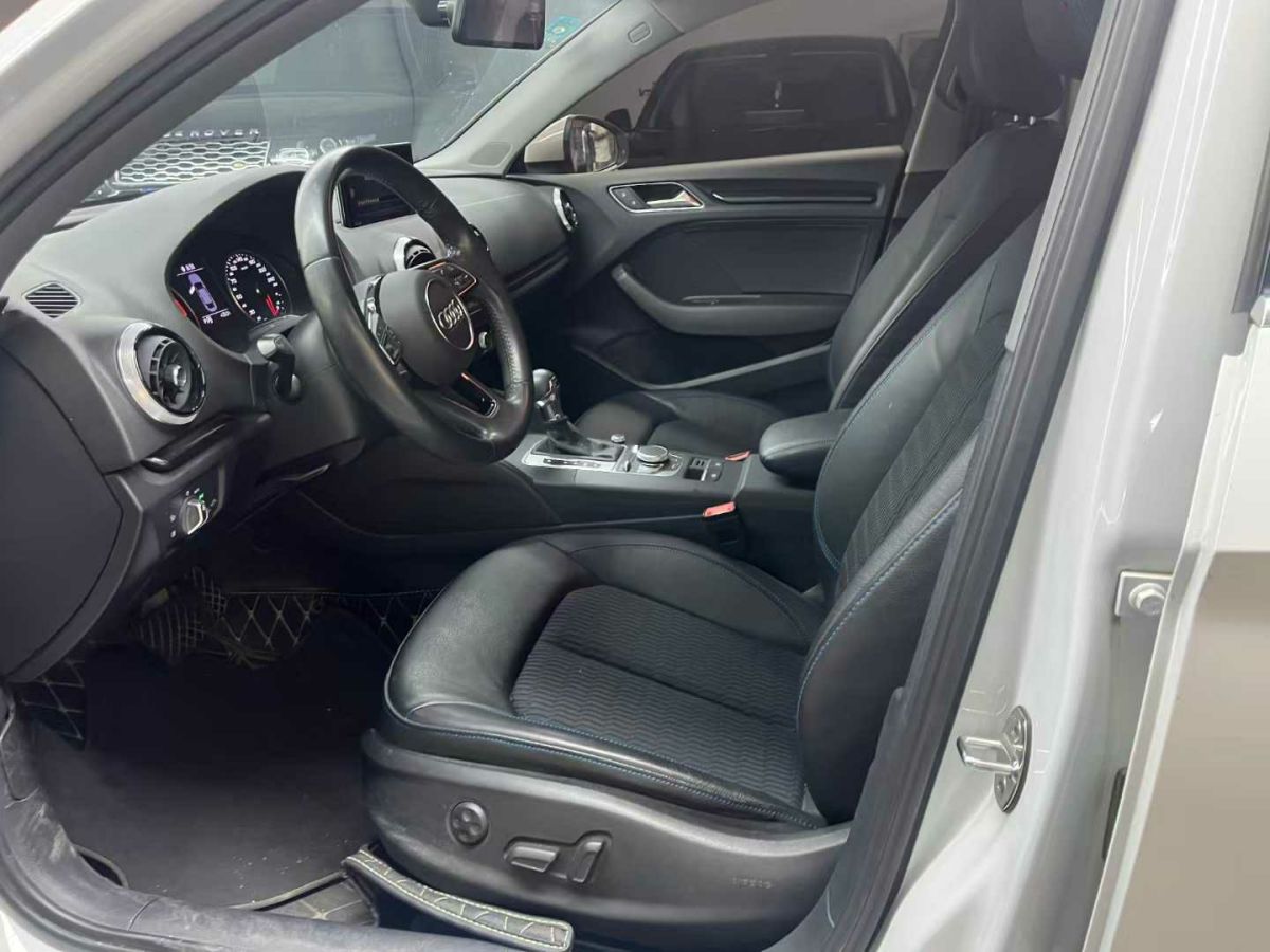 奧迪 奧迪A3  2019款 A3 35TFSI Limousine時(shí)尚型圖片