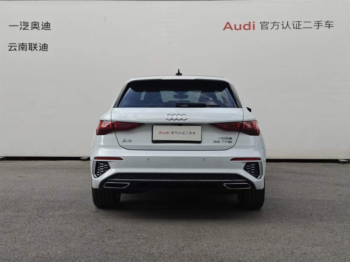奧迪 奧迪A3  2022款 Sportback 35 TFSI 時(shí)尚運(yùn)動(dòng)型圖片
