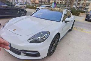 Panamera 保時(shí)捷 Turbo S E-Hybrid 行政加長(zhǎng)版 4.0T