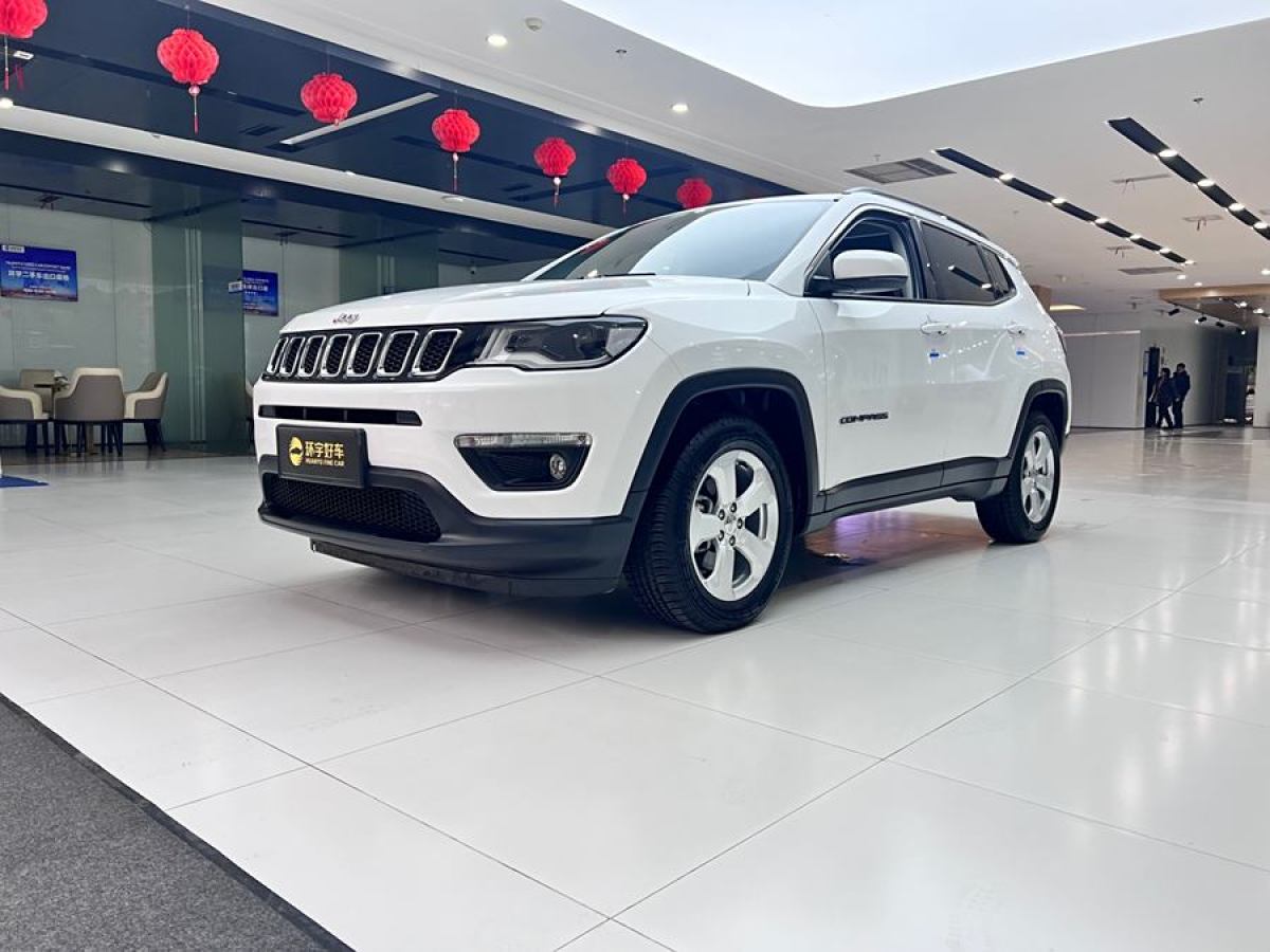 Jeep 指南者  2020款 220T 自動(dòng)領(lǐng)先版圖片