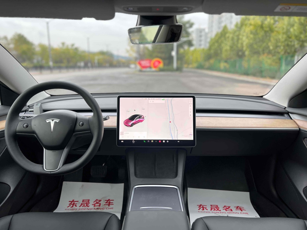 特斯拉 Model 3  2019款 標準續(xù)航后驅(qū)升級版圖片