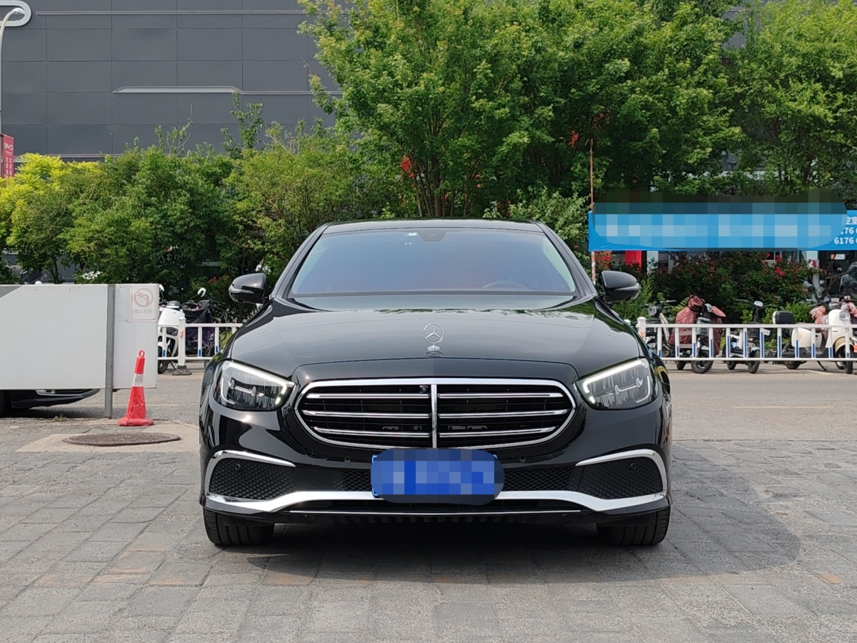 奔馳 奔馳E級  2023款 改款 E 300 L 豪華型圖片