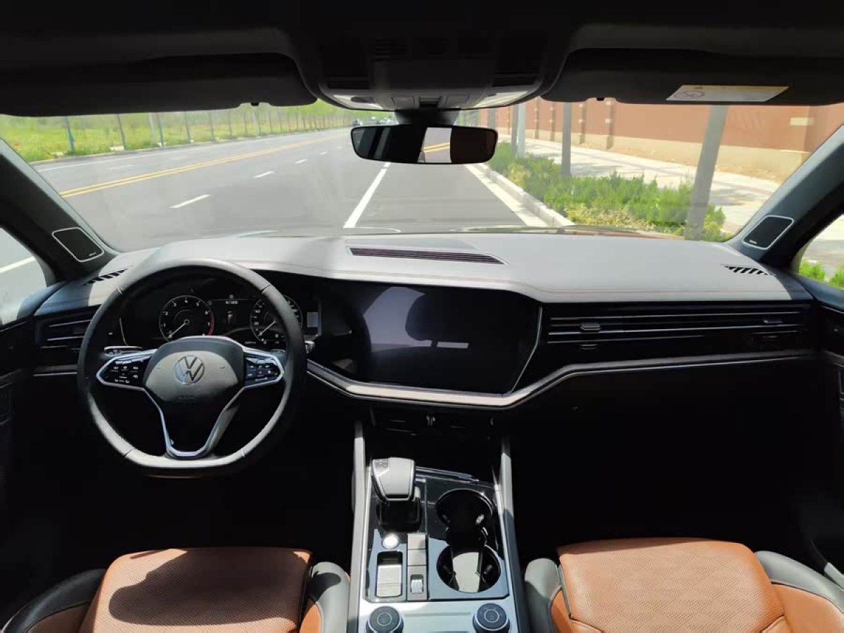 大眾 途銳  2021款 3.0TSI 銳尊版圖片
