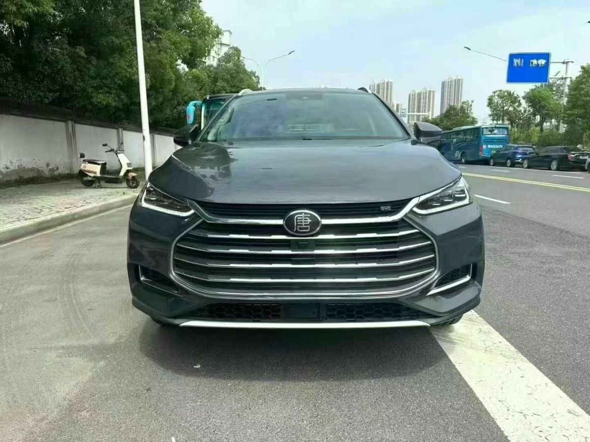 比亞迪 唐  2019款 2.0T 自動智聯(lián)尊榮型 6座圖片