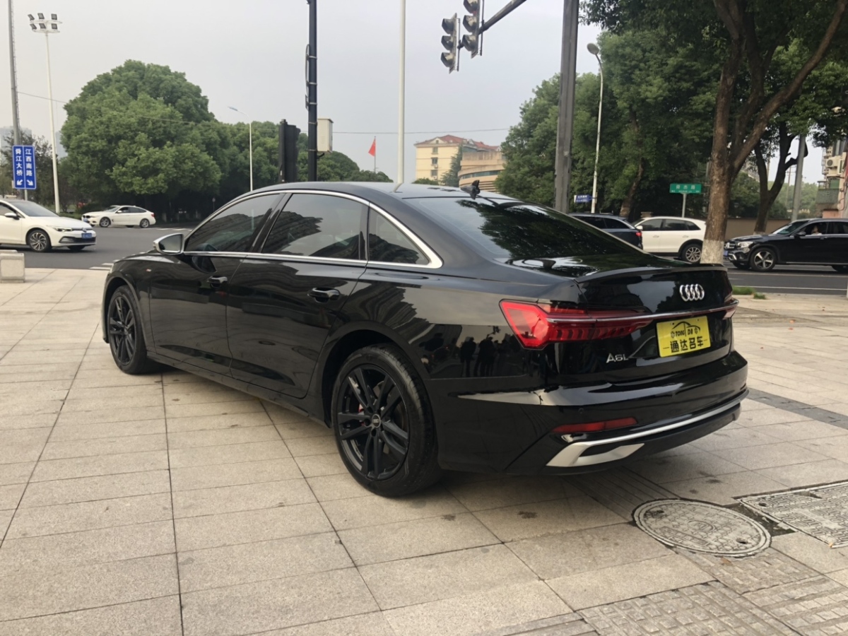 奧迪 奧迪A6L  2022款 40 TFSI 豪華致雅型圖片