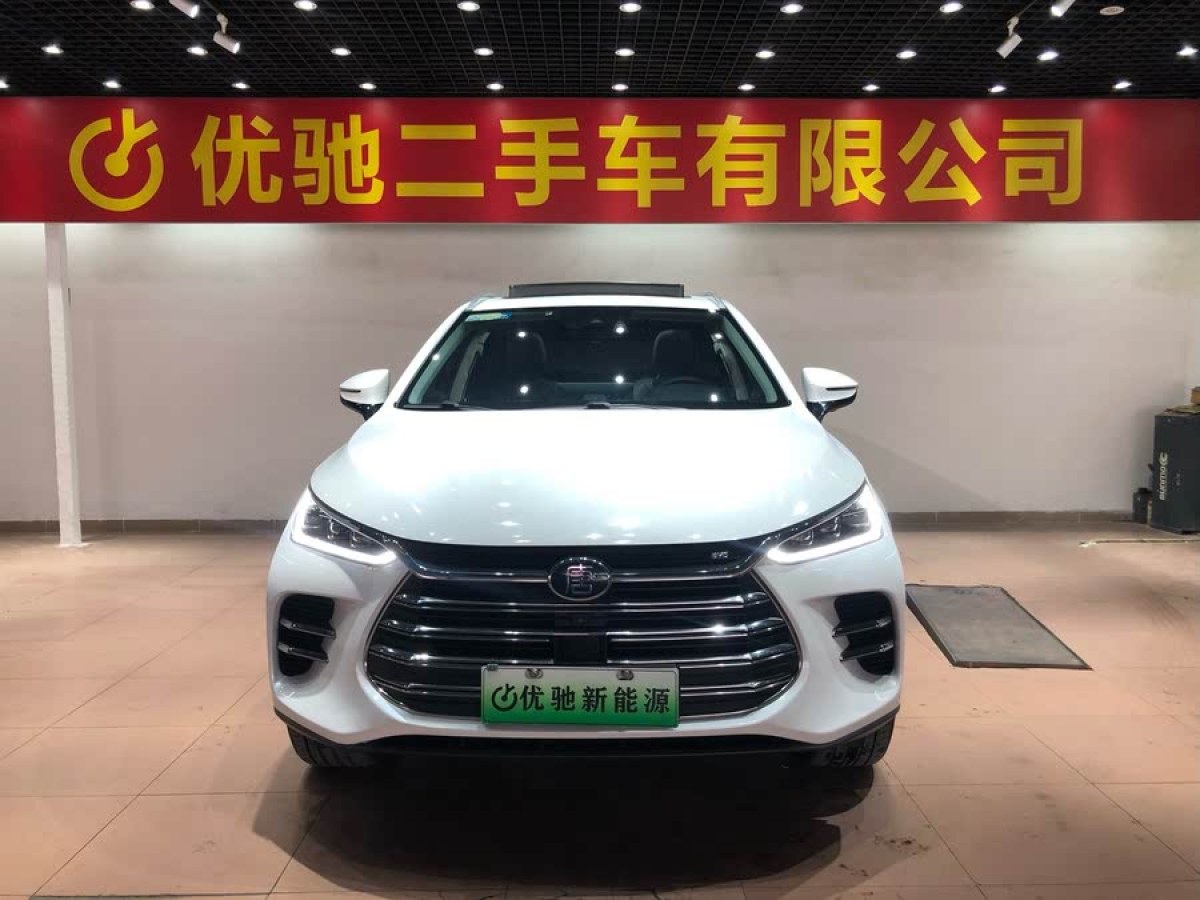 比亞迪 唐新能源  2018款 DM 2.0T 全時(shí)四驅(qū)智聯(lián)創(chuàng)享型 7座 國VI圖片