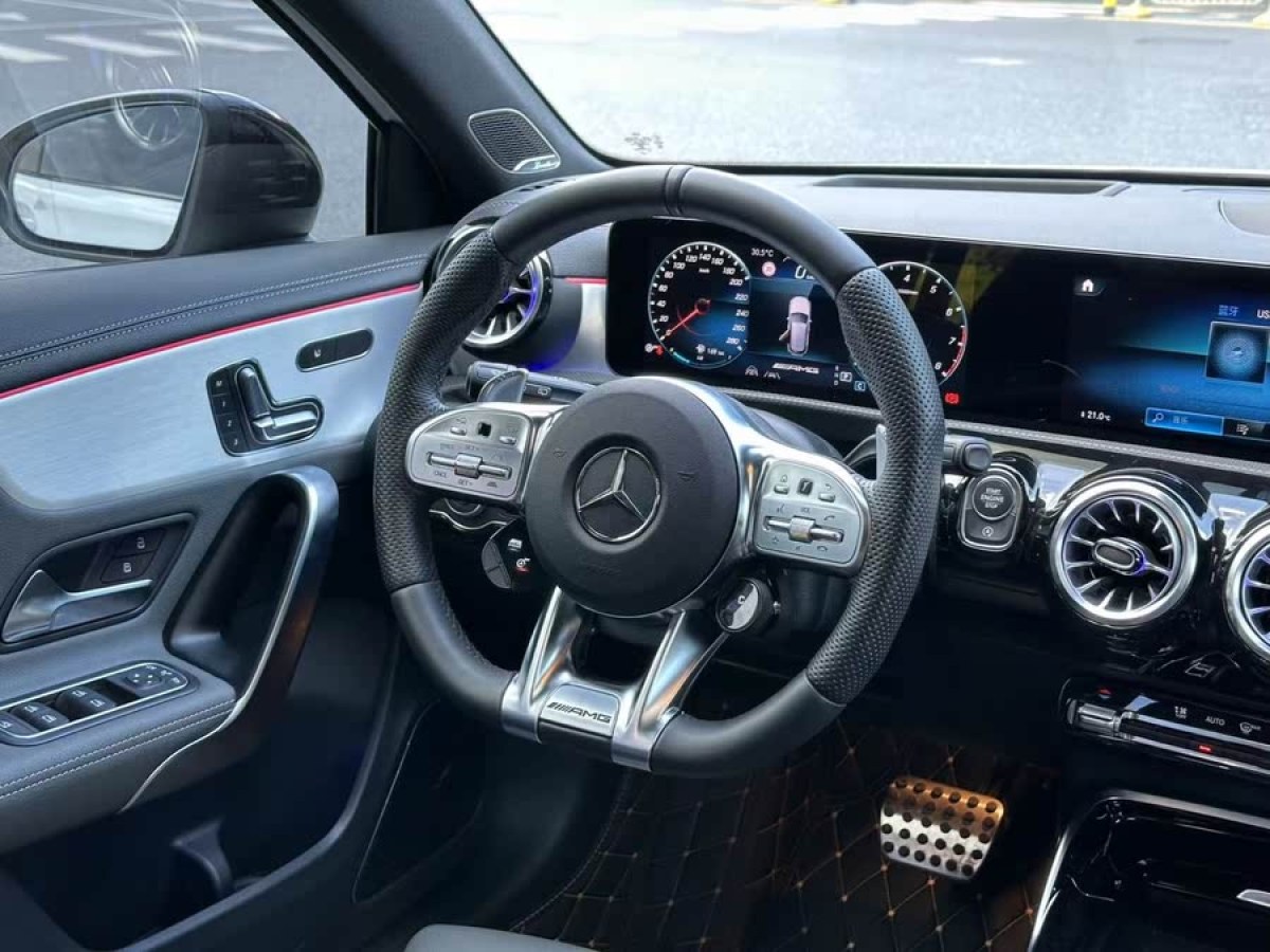 奔馳 奔馳A級(jí)AMG  2023款 AMG A 35 4MATIC圖片